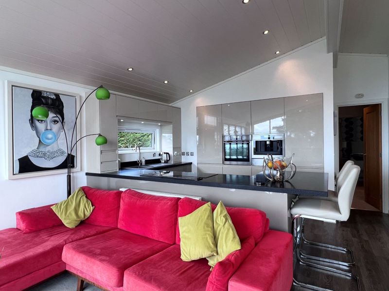 Kitchen - click for photo gallery